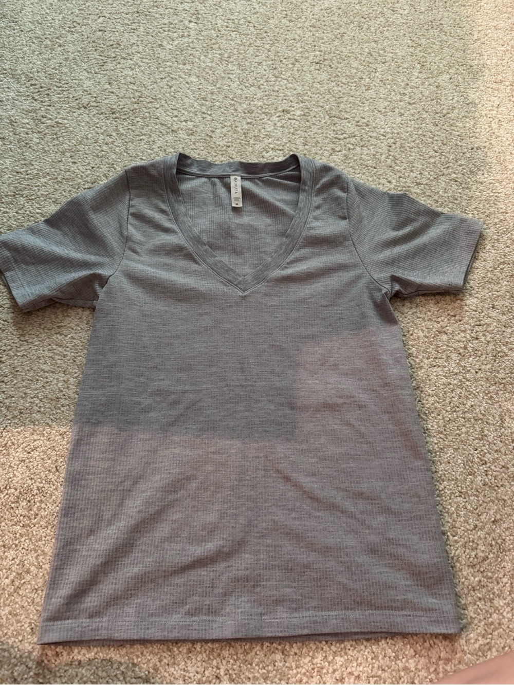 Athleta vneck Short Sleeve Tee — Gray